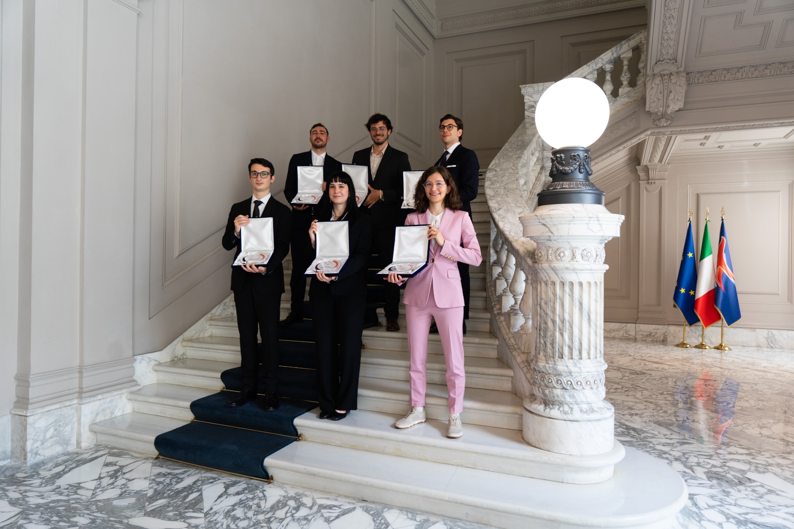 Sei dei setteI vincitori del premio sulla sicurezza. Marco Olivieri da sx primo in basso